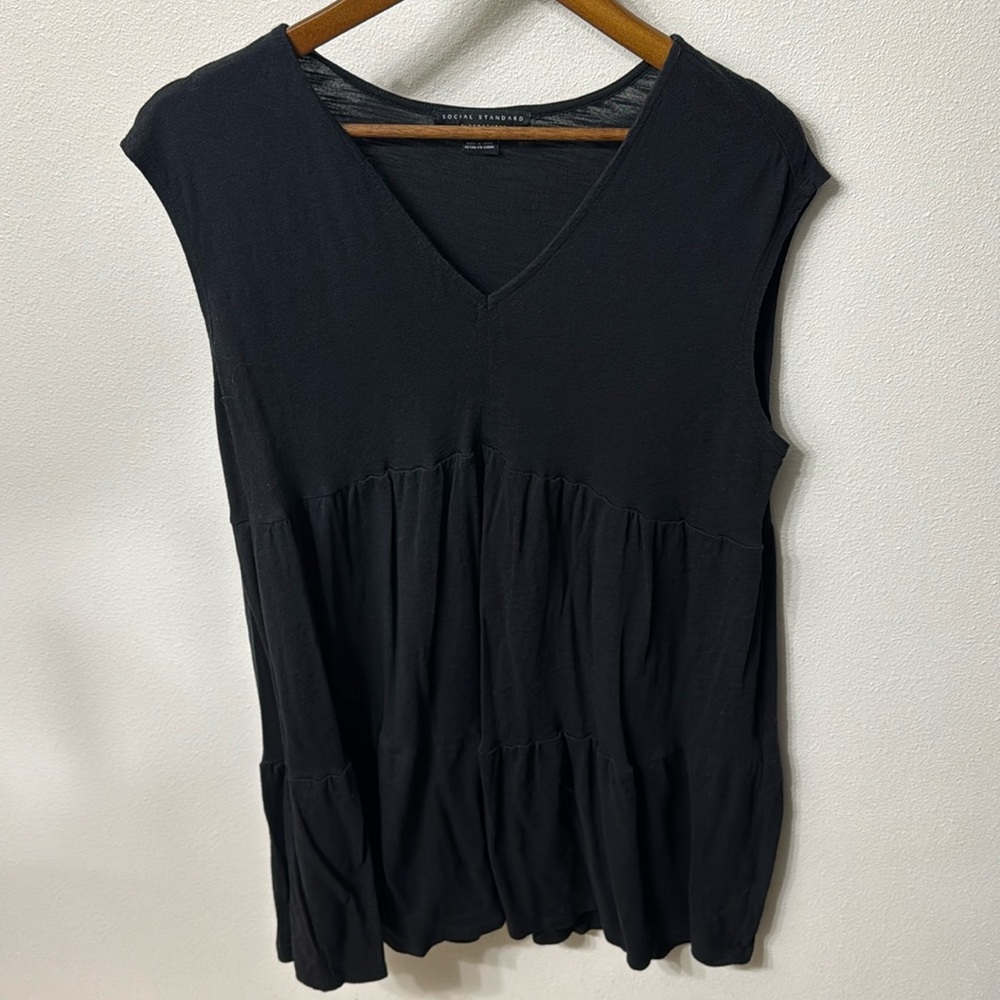 Tiered Black Dress - Size Women’s XL - Social Standard by Sanctuary
